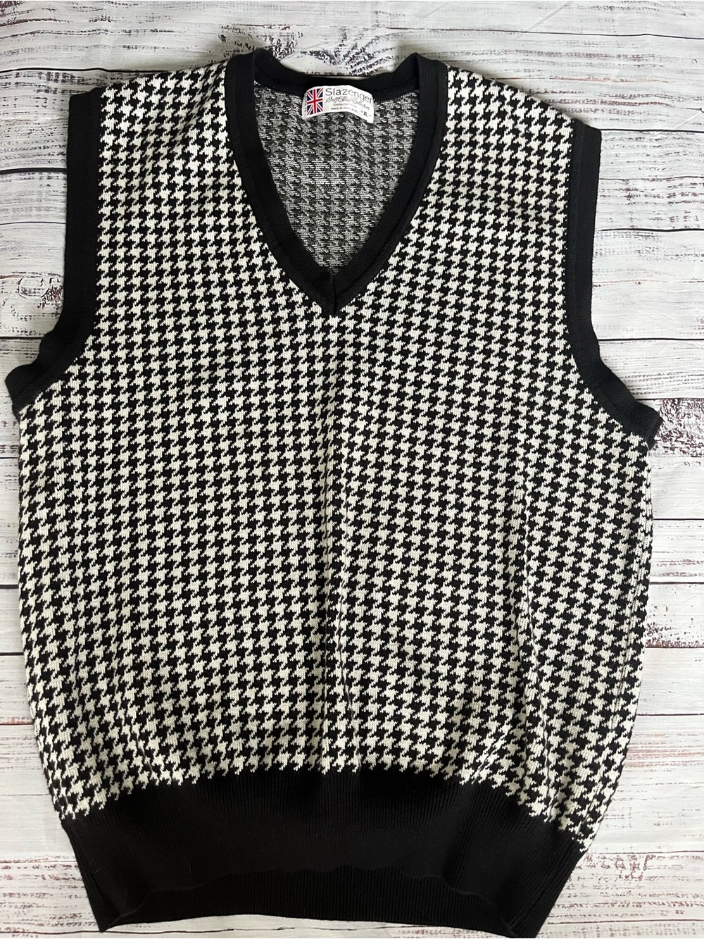 Slazenger Golf Shop Collection Houndstooth Sweater Vest Black & White 100%Cotton